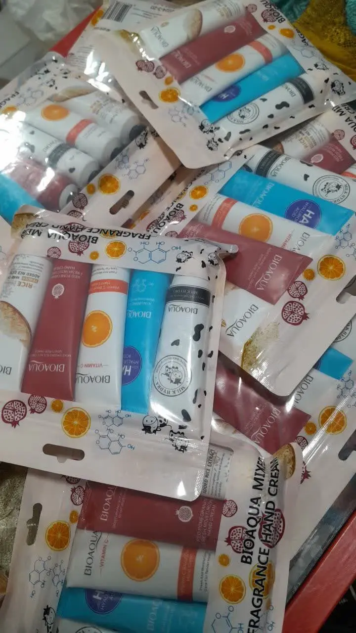 کرم ۵ تیکه ابرسان و نرم کنن...