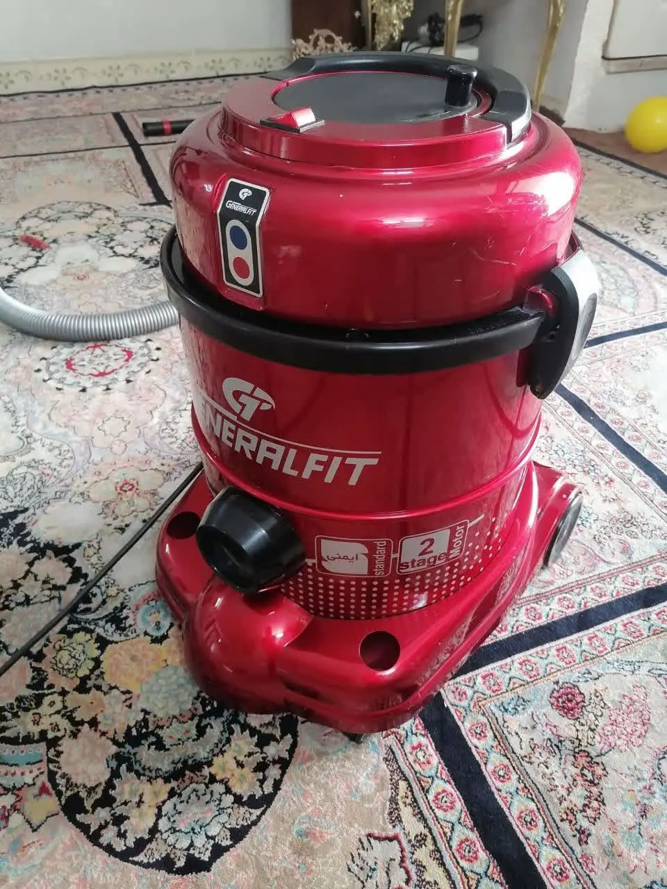 جاروبرقی سالم وتمیز
