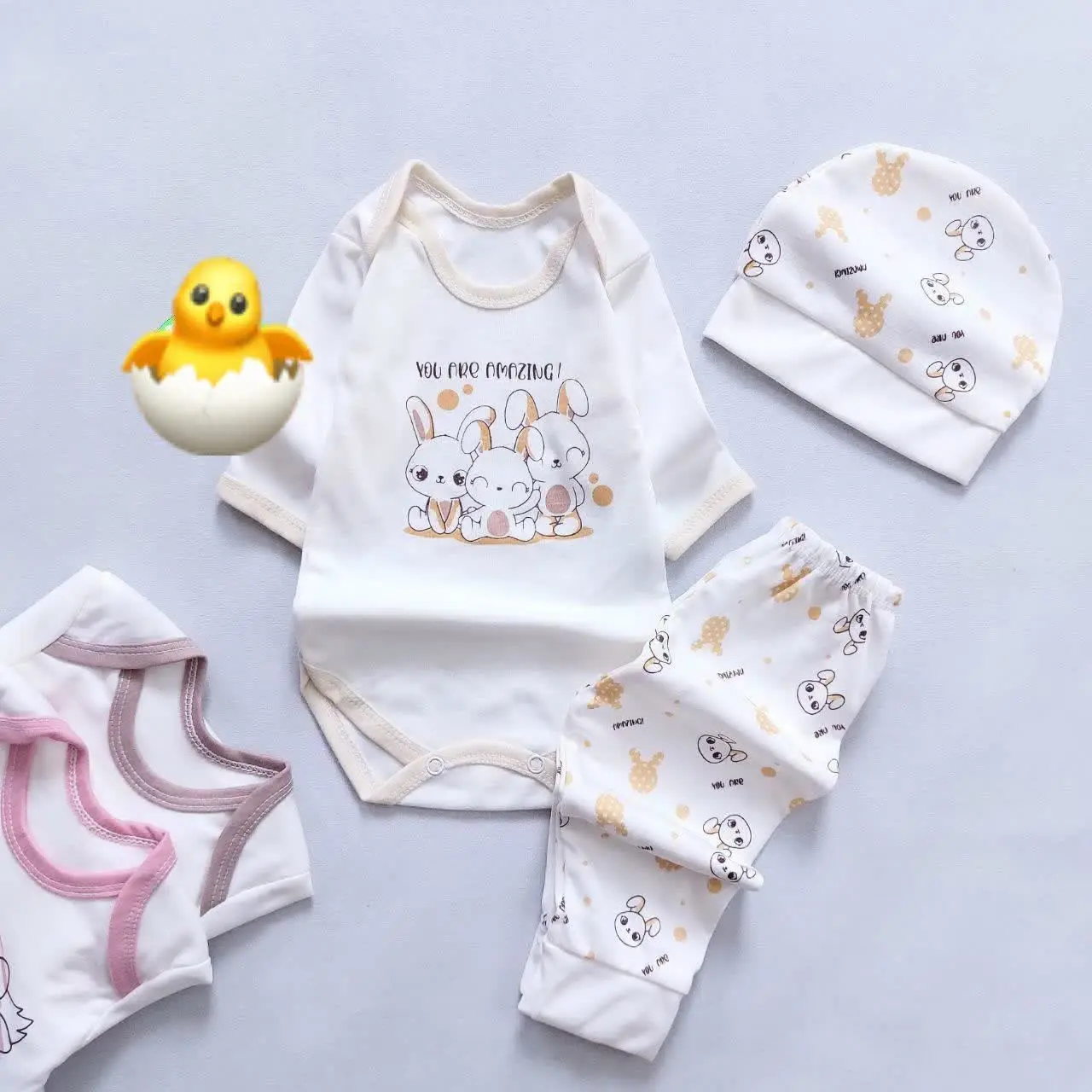 سه تیکه‌ی نوار رنگی چاپدار🦄 
