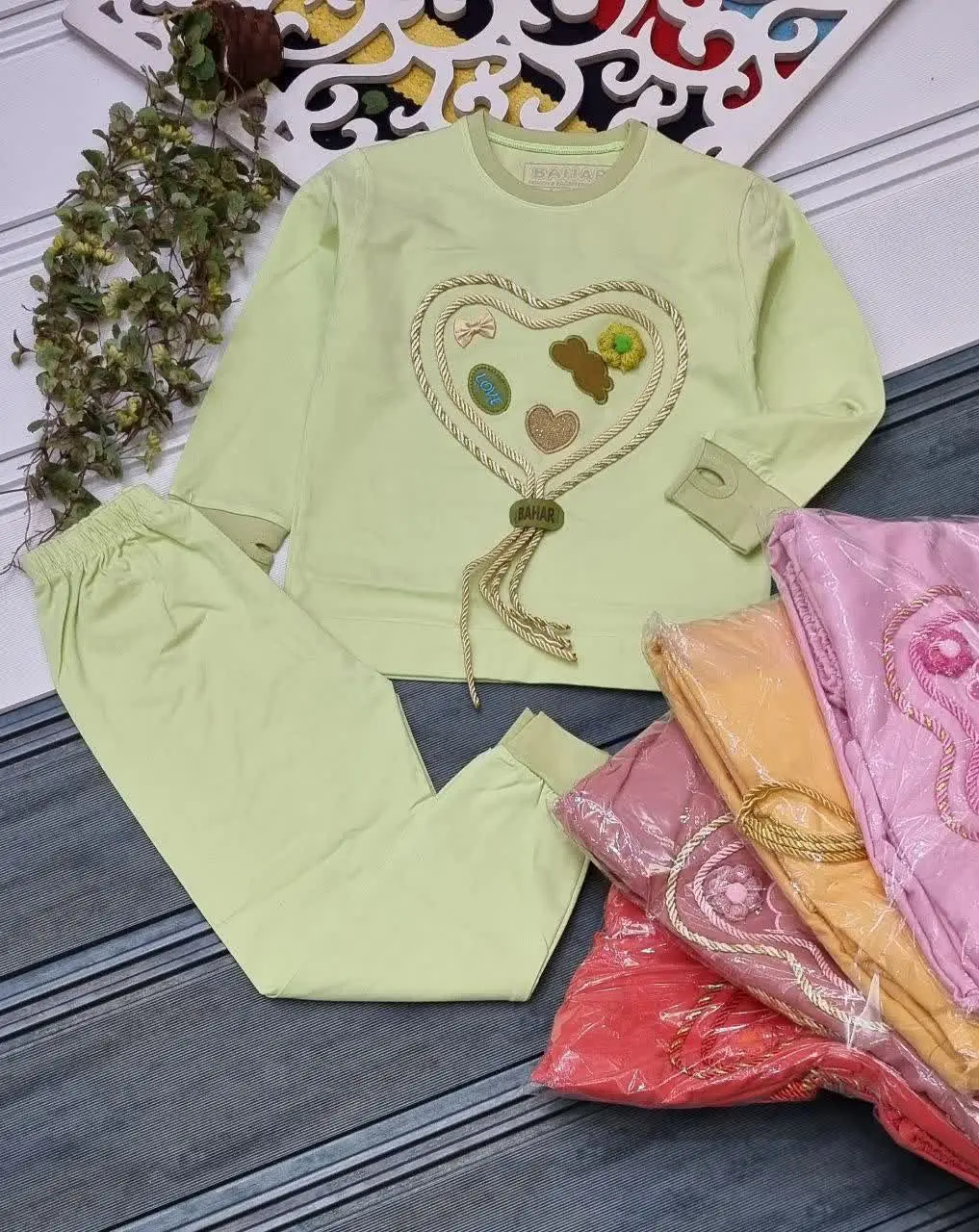 🇮🇷🧥🧶👗👚👔🎽👕👖💎
