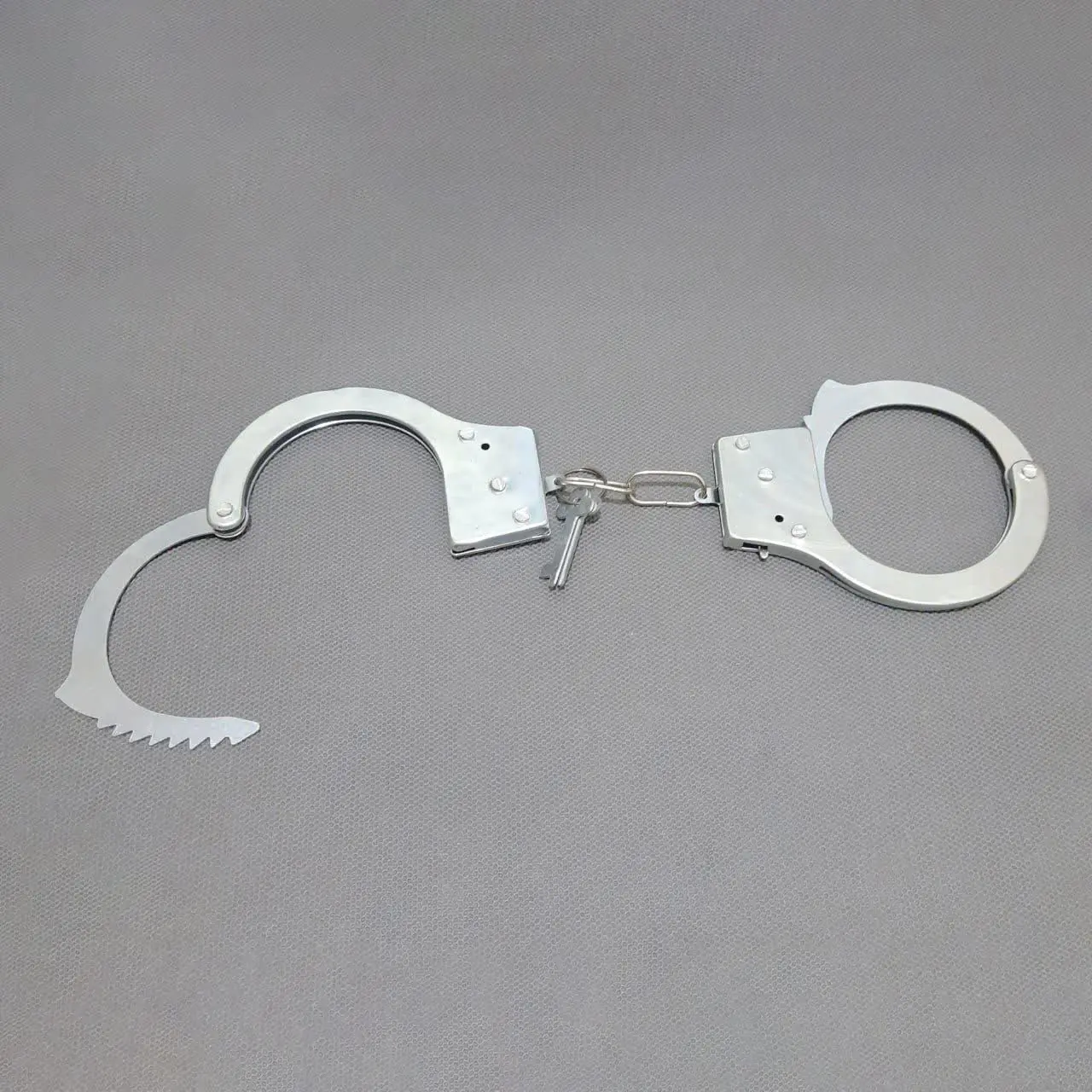 دستبند کاستوم پلیس
