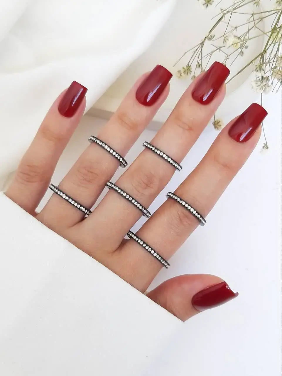 انگشتر دور نگین مشکی 🤗
