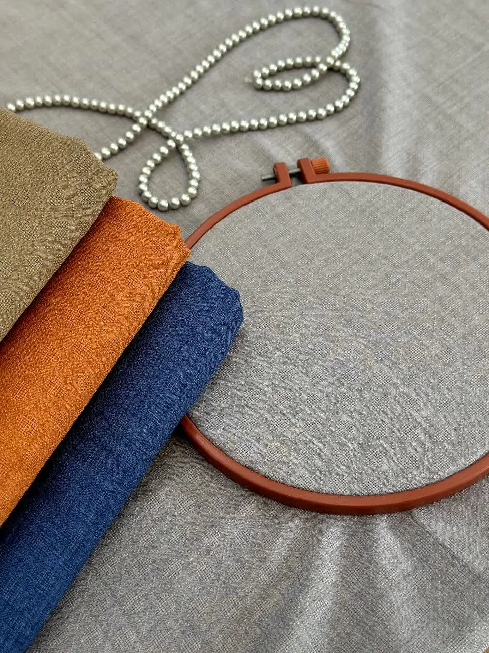 لینن ژاکارد لوزی 
