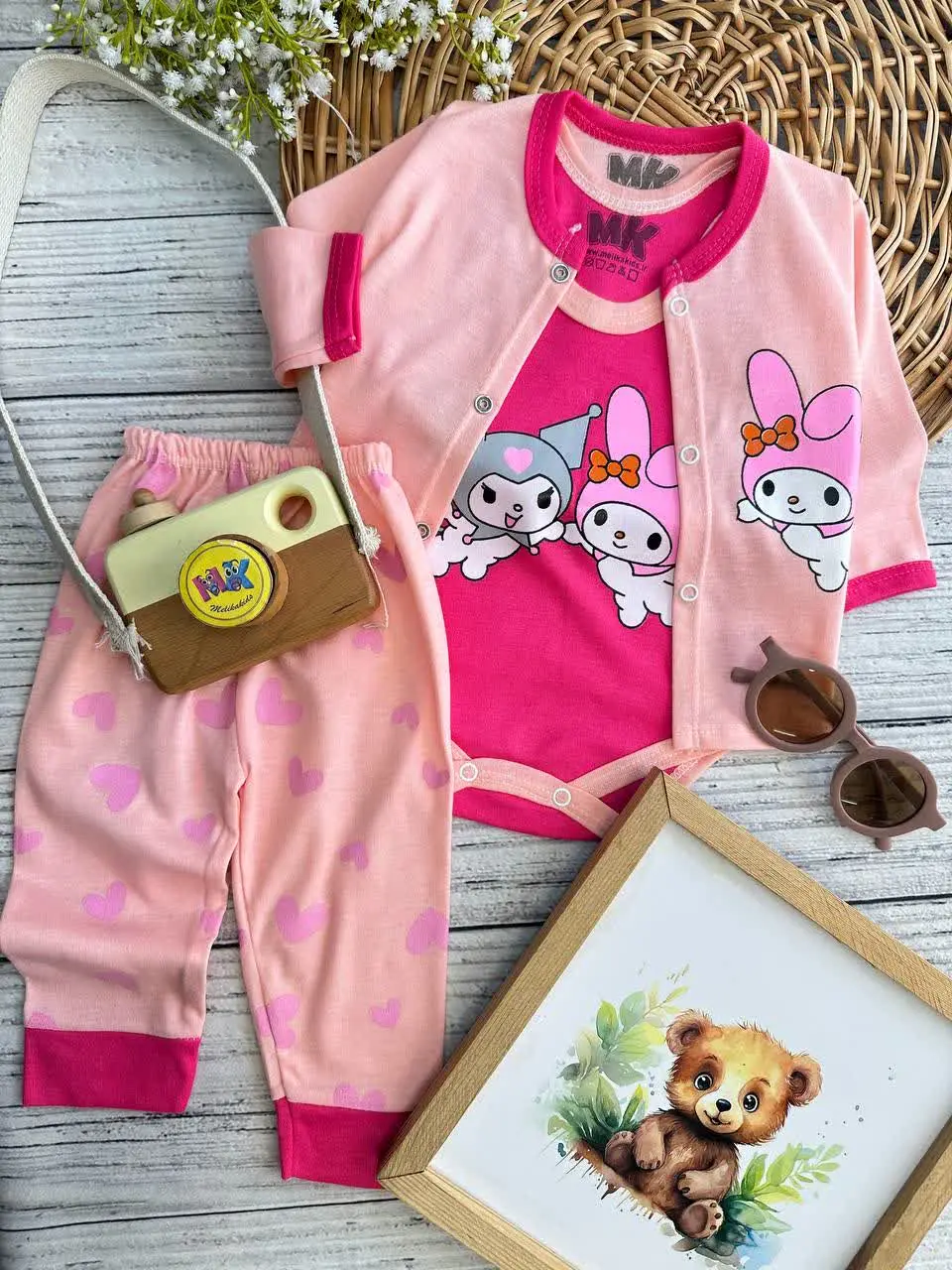 سه تکه خرگوش فضایی صورتی نوزادی و کودک کد ۱۱۷۲۶۵ 
