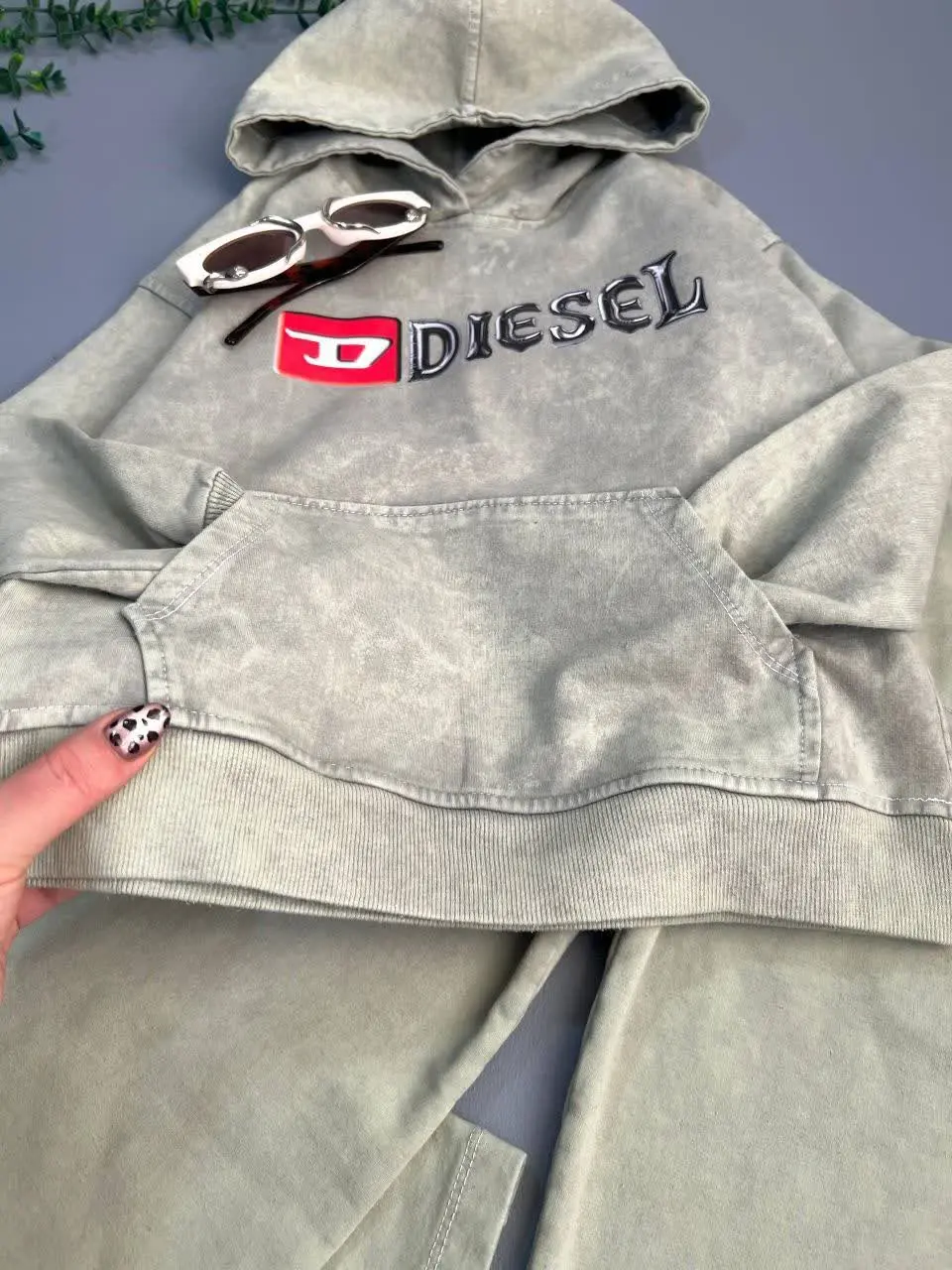 ست هودی و شلوار دیز. ل سنگش...