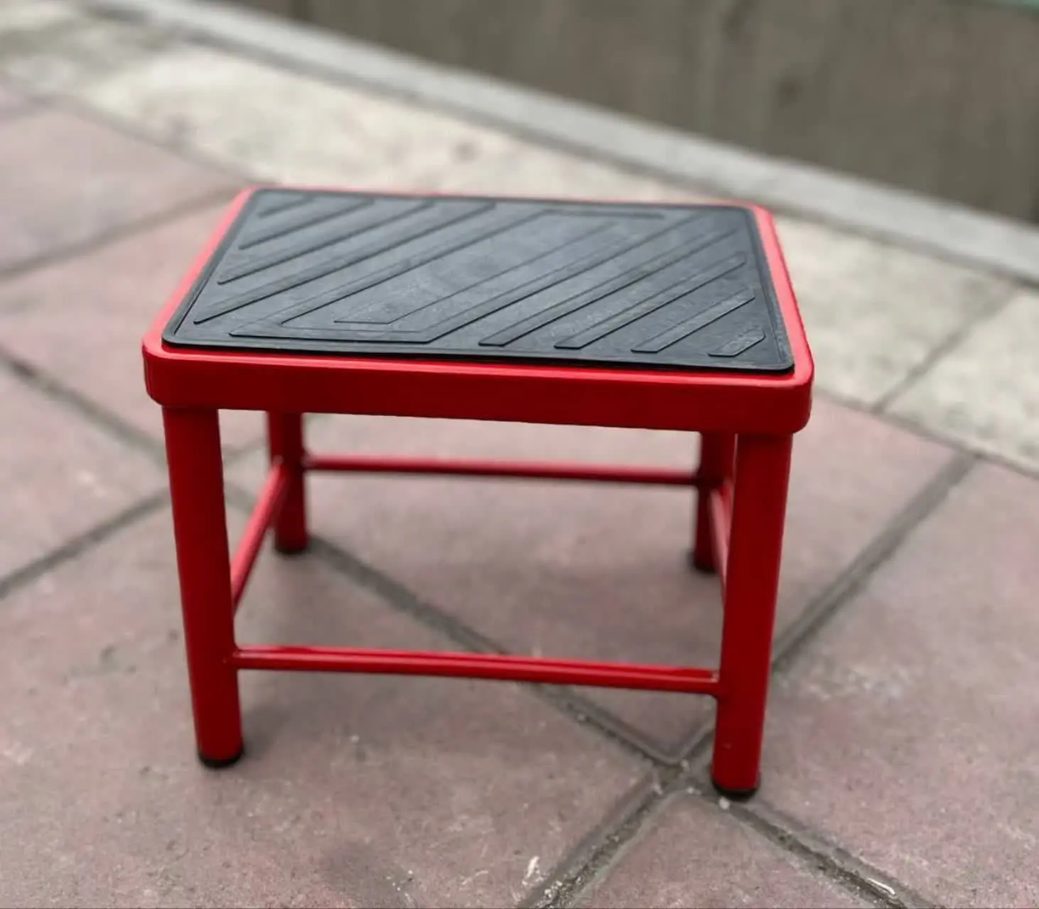 💢چهار پایه فلزی کوتاه 
