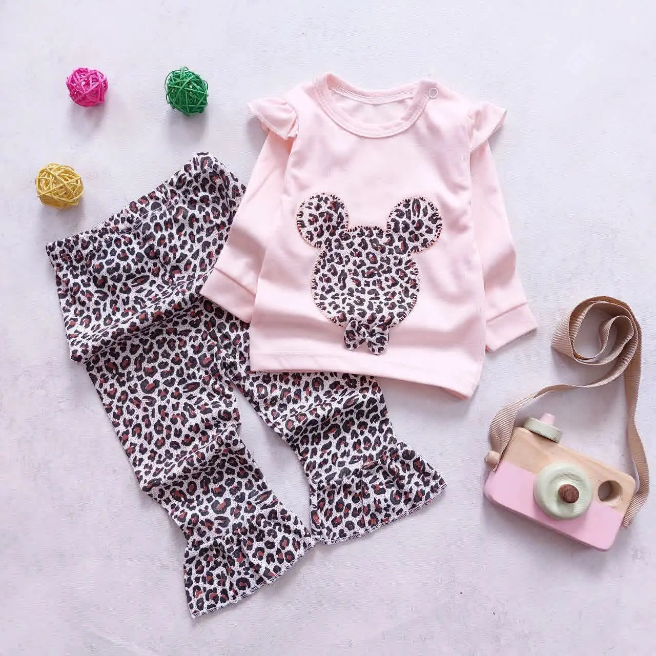 بلوز شلوار میکی پلنگی
