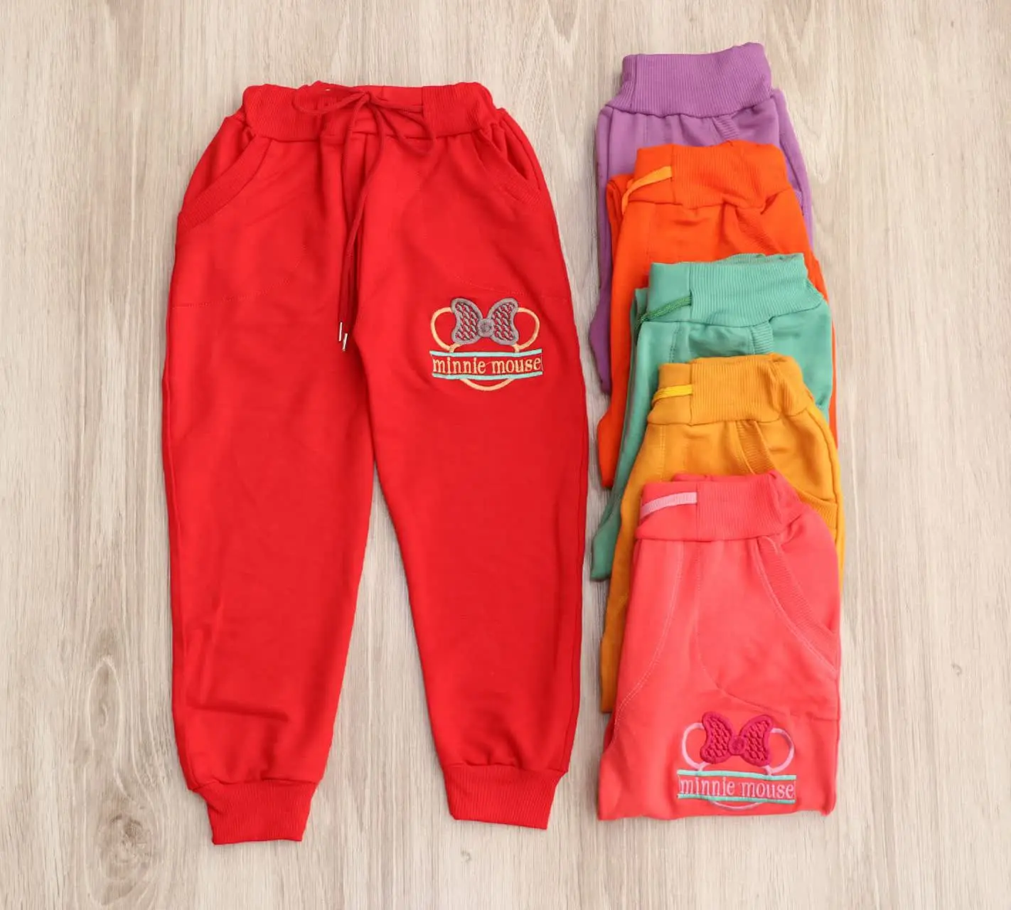 👖شلوار دخترانه طرح قلب
