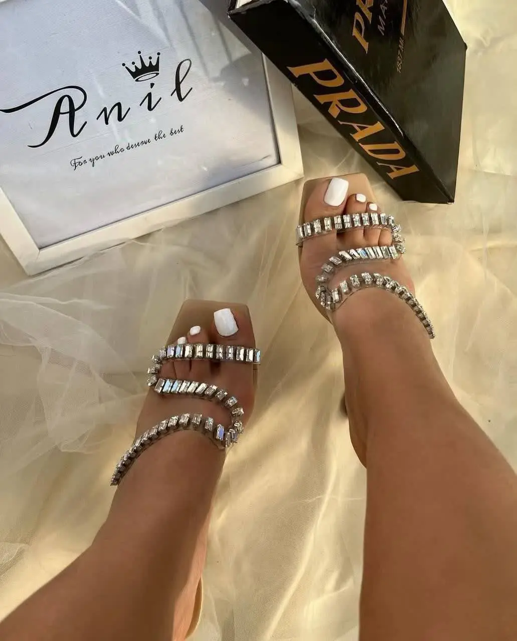 مدل: صندل طلقی نگینی 🥹✨رکاب وارداتی (نگین پرچ، به هیچ عنوان نمیوفته) پاشنه ۹ سانت کفی دوبل فوق العاده راحت 🫡 باضمانت 💯
