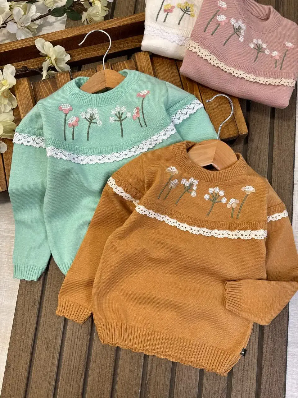 بلوز گلدوزی نواری