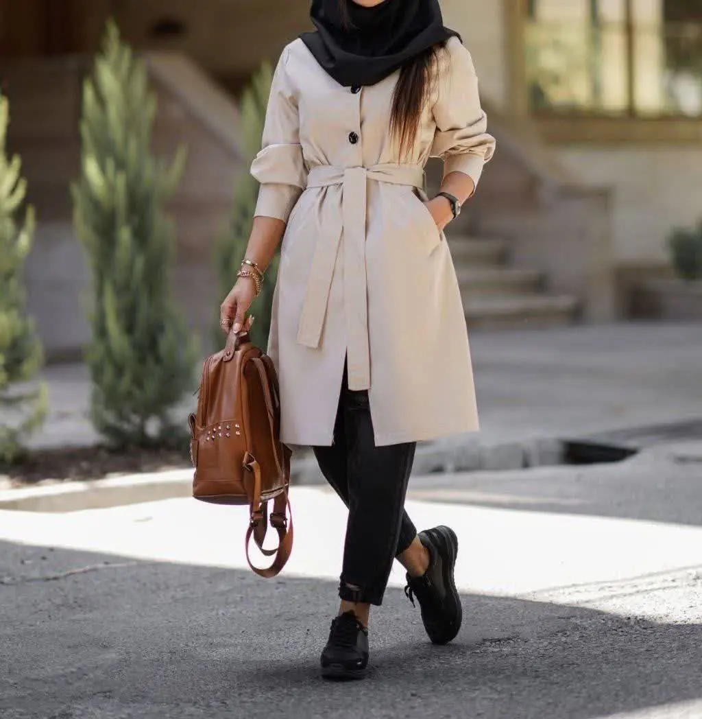 ⚜️نام: مانتودانشجویی ترانه🌱
