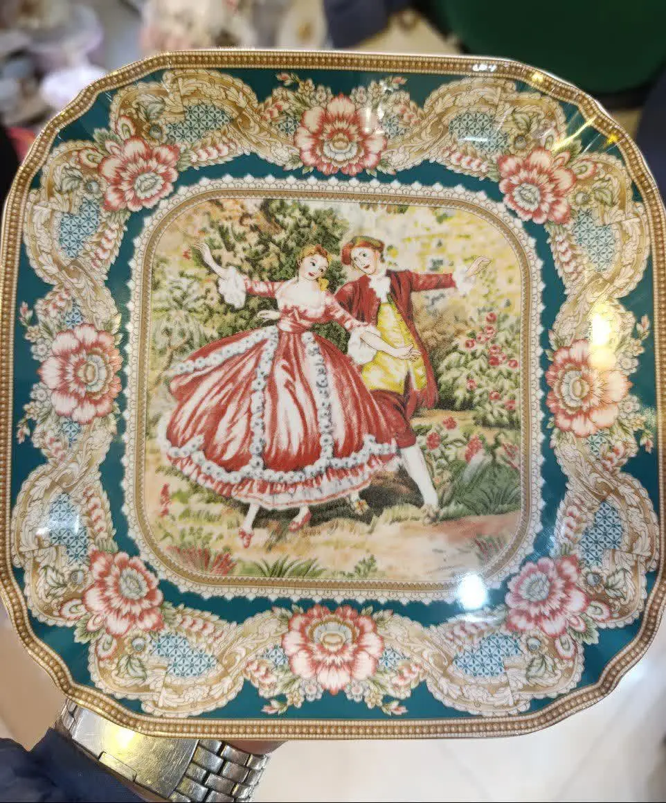 پیش دستی اف ان 
